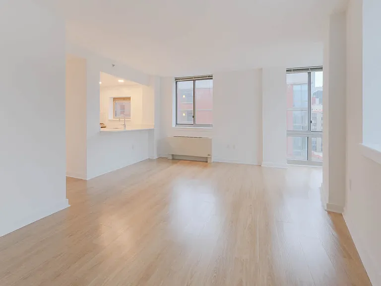 400 W 37th St #7R — Photo 39