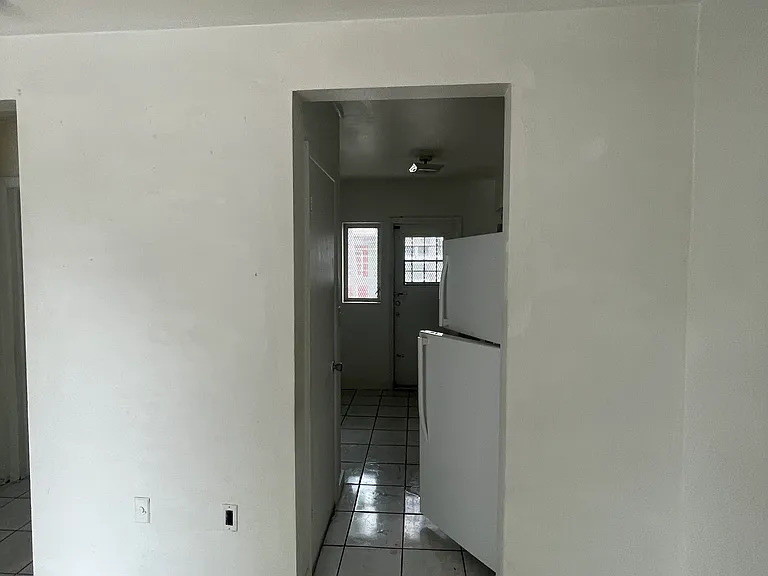 4465 W Flagler St #4 — Photo 6