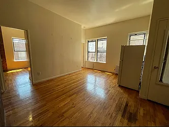 Rented by Best Apartments North Inc