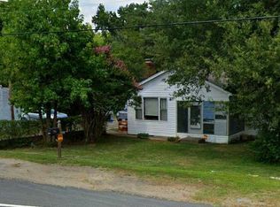 647 White Oak Rd, Fredericksburg, VA 22405