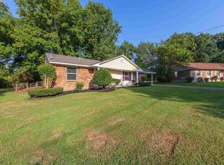 45 Sweetbriar Cir, Jackson, TN 38301