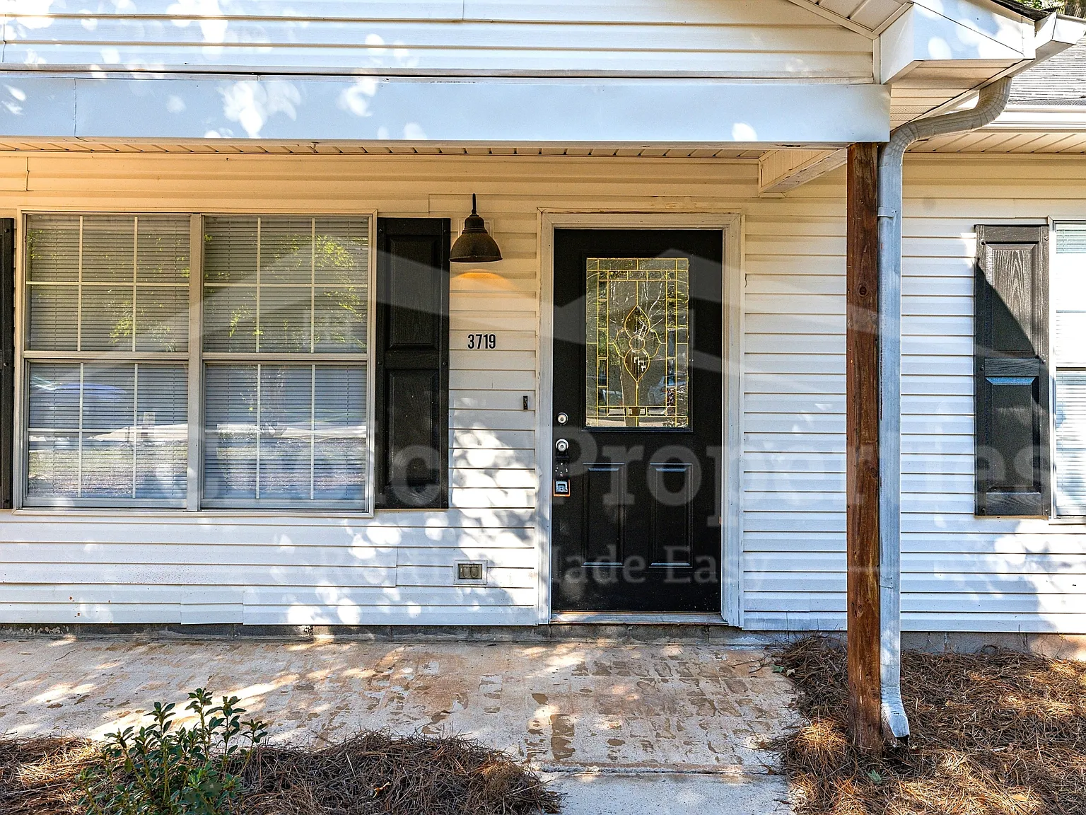 3719 Gray Oaks Drive Bessemer, AL 35020 — Photo 2
