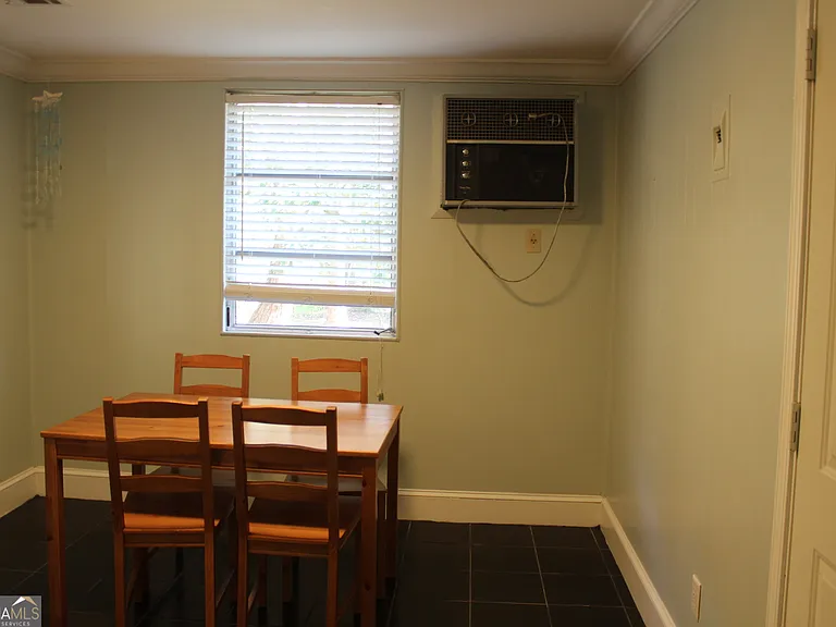504 Bailey St — Photo 8