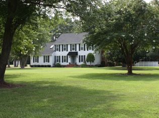 2616 Pine Forest Ln, Chesapeake, VA 23322