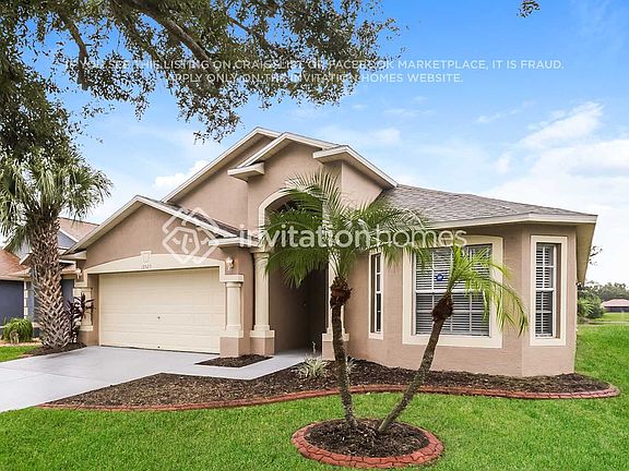 3rd image of 12523 Lake Vista Dr