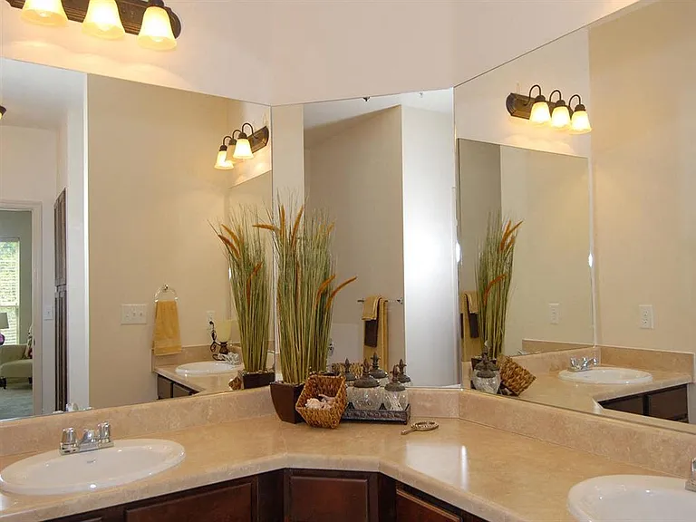 Abita View Apartments — Photo 15