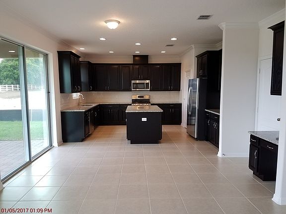 4th image of 15228 Southern Martin St