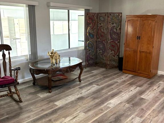 4th image of 73281 Lone Mountain Ln
