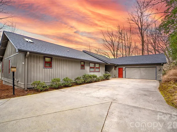 59 Agaliha Ln, Brevard, NC 28712