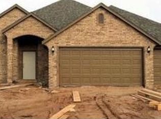 3413 Windmill Rd, Moore, OK 73165