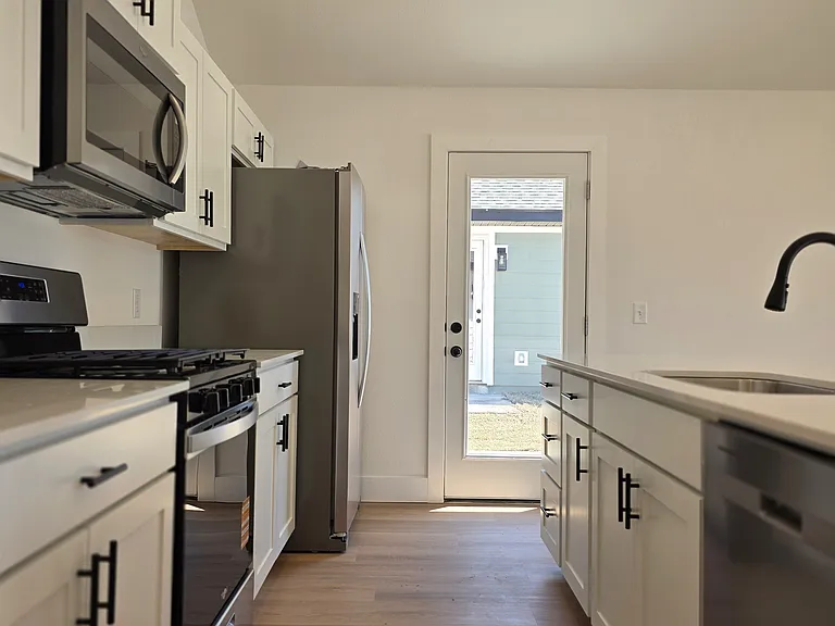 97 W Rainsong St — Photo 11