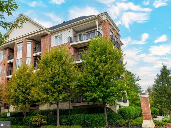 576 Carson Ter, Huntingdon Valley, PA 19006