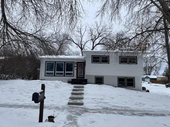 502 N Monroe Ave, Pierre, SD 57501