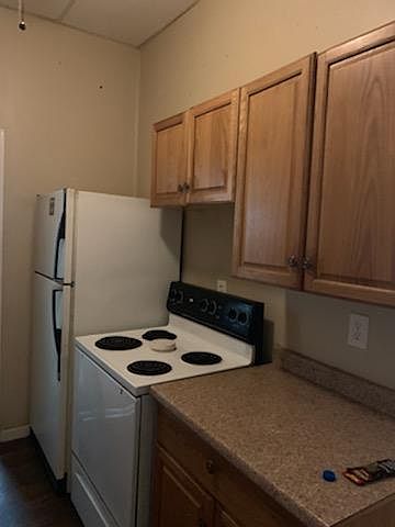 1st image of 4248 E 71st St