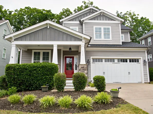 428 Skybluff Cir, Fuquay Varina, NC 27526