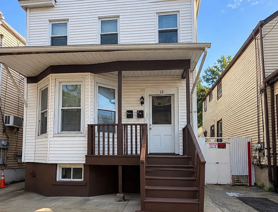18 Park Pl #1