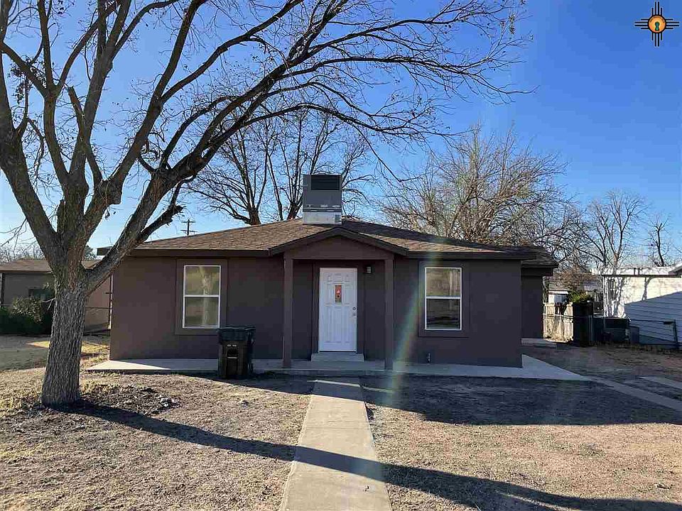 203 Moore Dr Carlsbad Nm 88220 Mls 20205560 Zillow