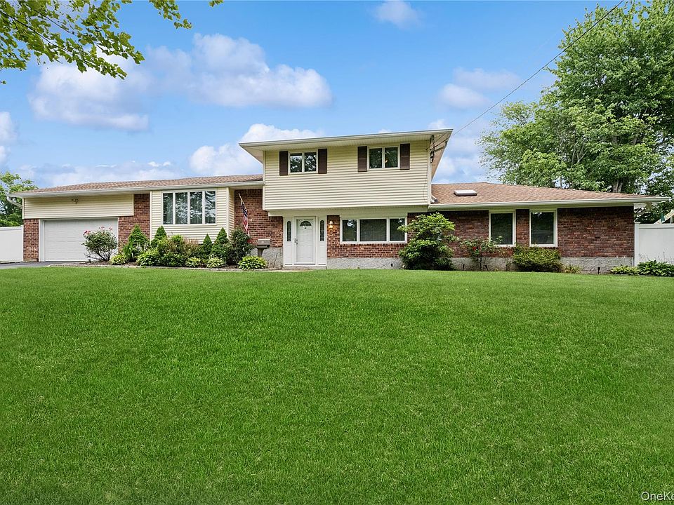 1st image of 10 Wisteria Way