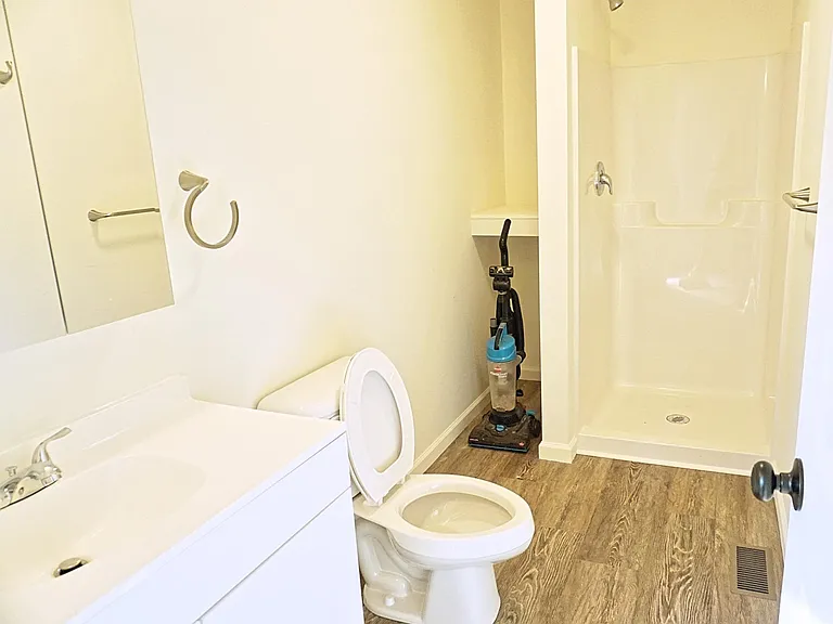 1091 Rolling Hills Rd — Photo 18