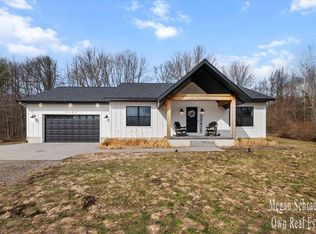 4086 Michillinda Rd, Whitehall, MI 49461