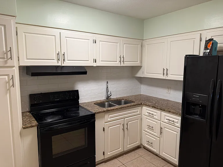 820 State Ave #3 — Photo 4