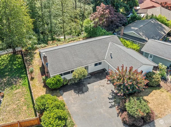 14260 110th Avenue NE, Kirkland, WA 98034