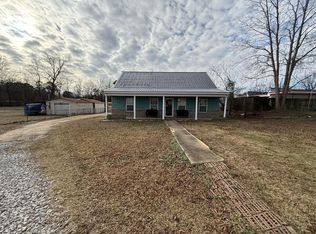 137 Cox St, Baldwyn, MS 38824