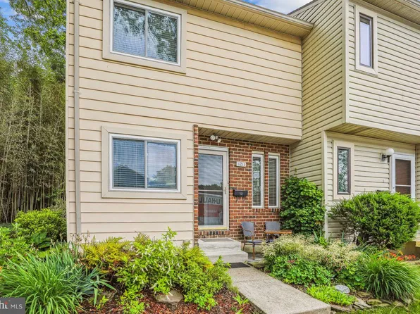 1211 Hesselius Ct, Annapolis, MD 21403