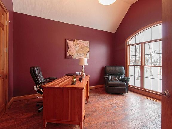 4th image of 1852 Wood Glen Ct NW
