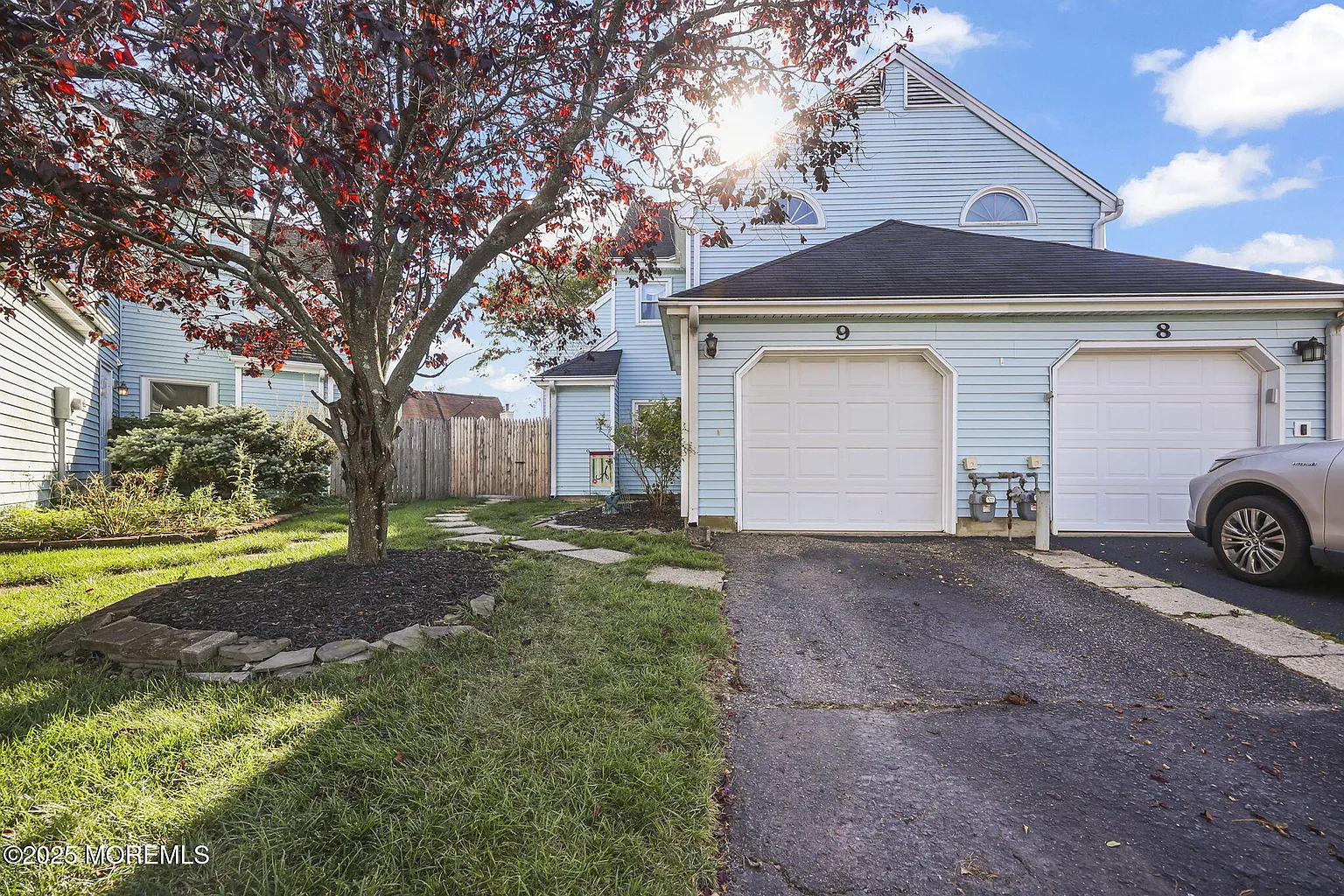 9 Irving Court photo 1