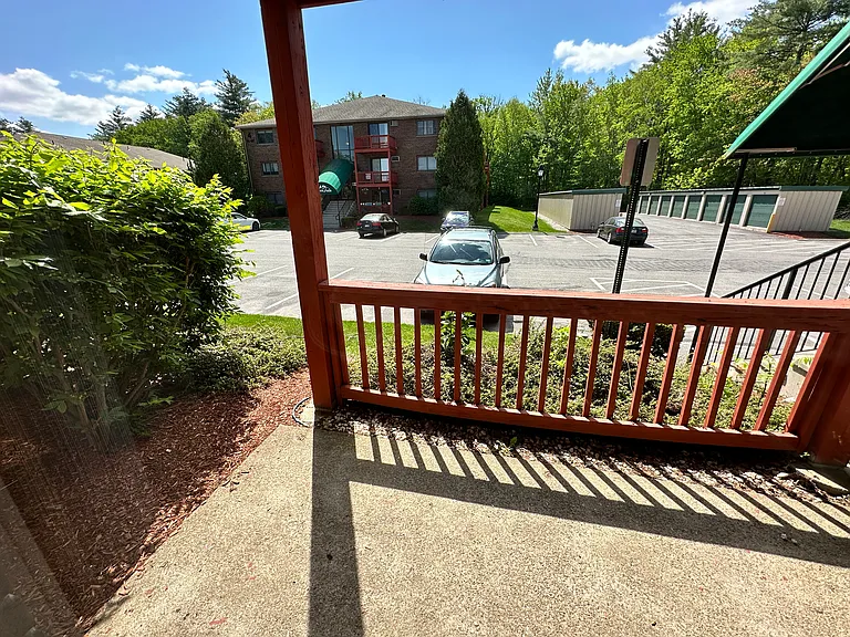Eastern Trails Apartments and Storage — Photo 37