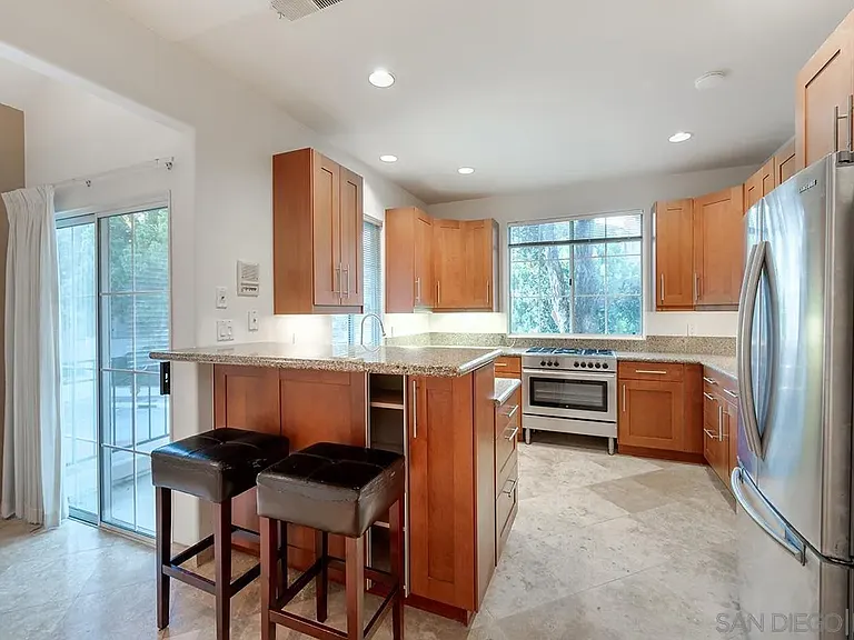 5105 Renaissance Ave #A — Photo 14