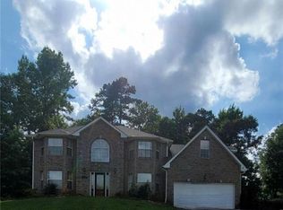 515 Carriage Walk Ct, Stone Mountain, GA 30087