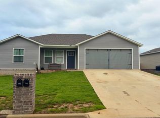 207 Formon Dr, Paragould, AR 72450