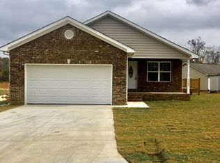 292 Woodmont Ln, Dalton, GA 30721