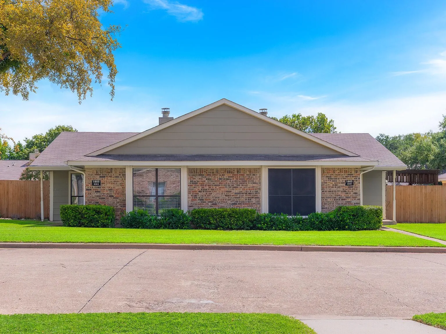 2 bed, 807 sqft, $2,200 — Photo 4