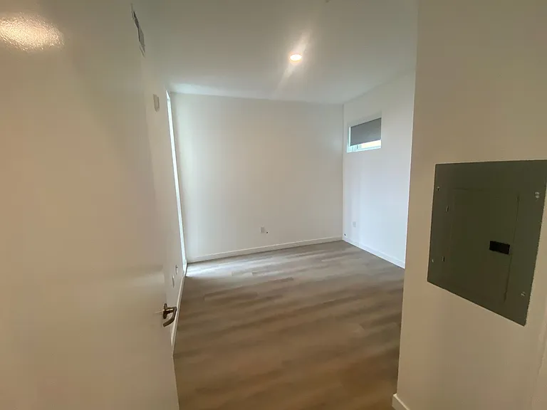 4015 Richmond St #206 — Photo 11