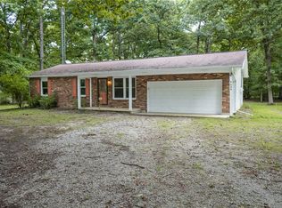 9320 E South Circle Dr, Effingham, IL 62401