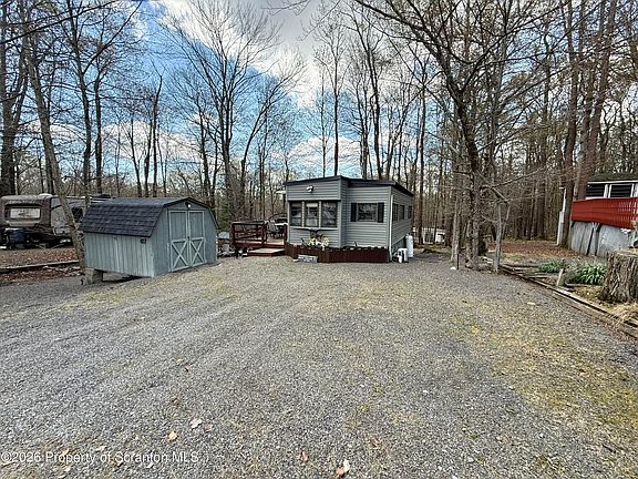 3rd image of 417 Elk Run