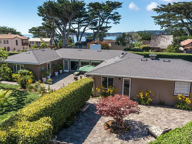 26224 Hilltop Pl — Photo 8