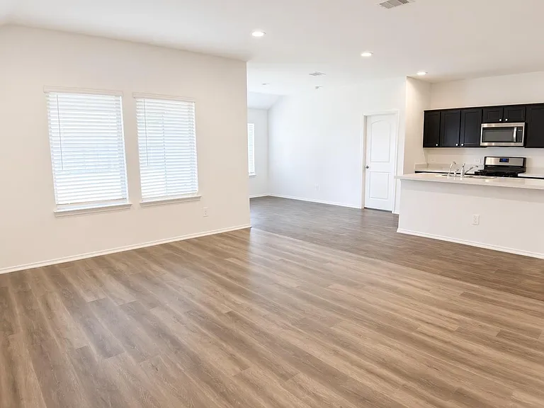 21610 Violet Ridge Rd — Photo 6