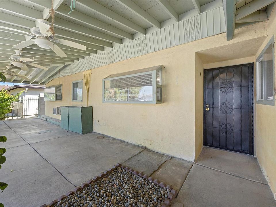 205 Suzanne Ln, Taft, CA 93268 | MLS #202510379 | Zillow