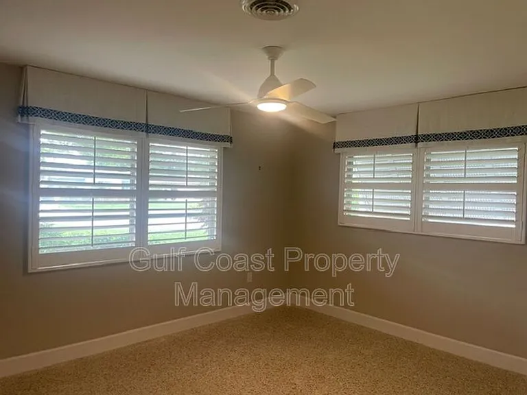 2253 Valencia Dr — Photo 33