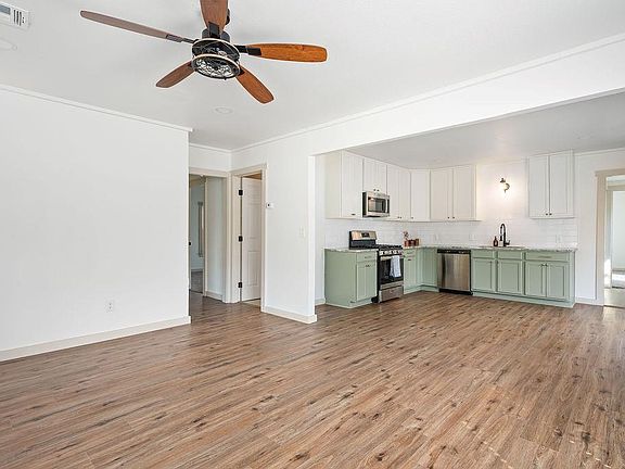 3rd image of 34807 Belcher Rd