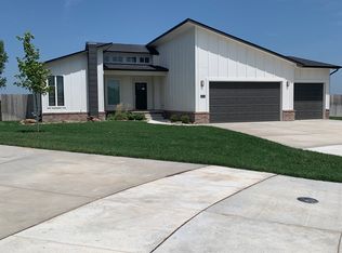4554 S Doris Ct, Wichita, KS 67215