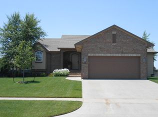 2303 N Burning Tree St, Wichita, KS 67228