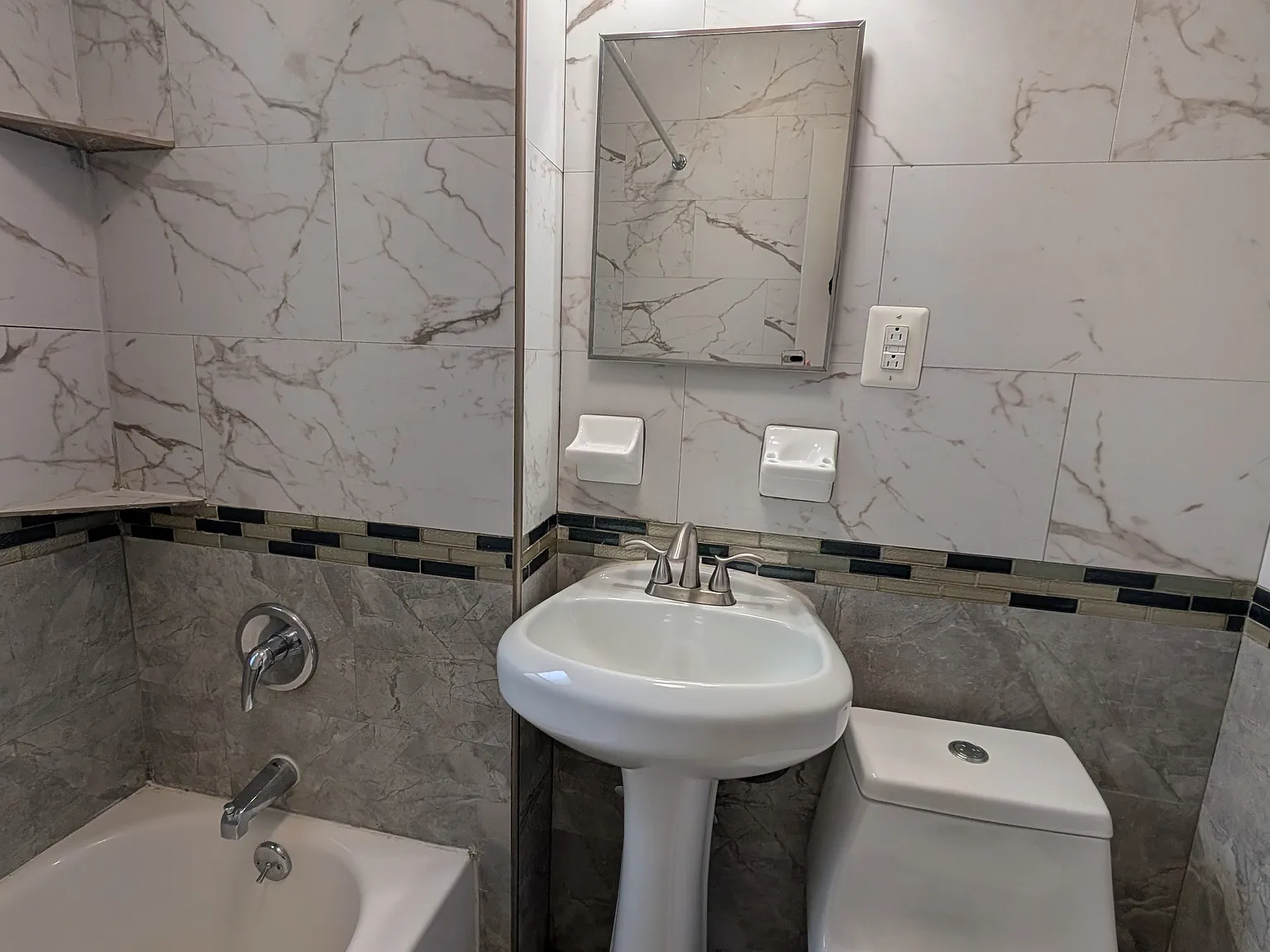 1 Bed 1 Bath — Photo 4