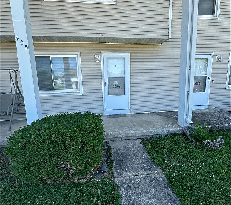 1st image of 405A W Poos Dr