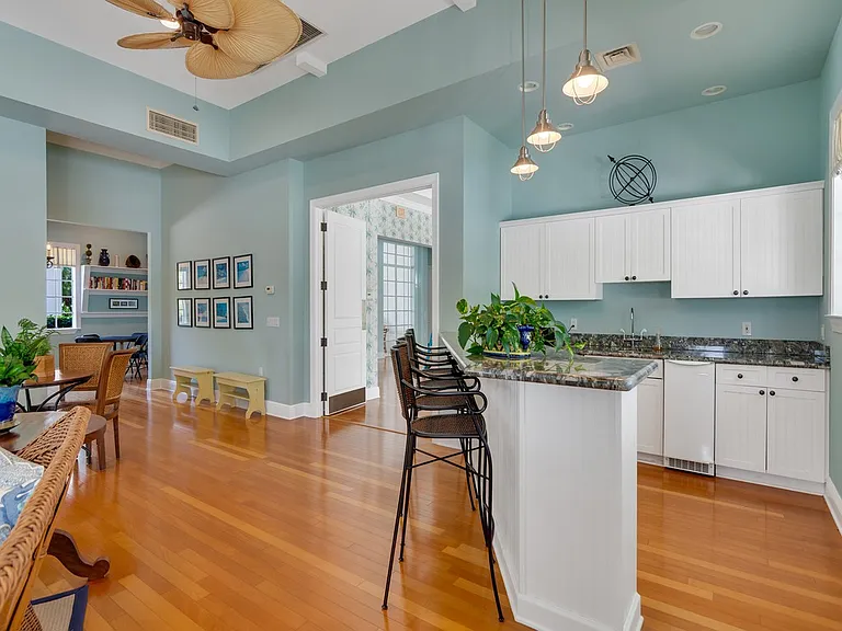 9013 Somerset Bay Ln #201 — Photo 23