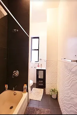 Rented by Hagstrom Management Inc | media 19